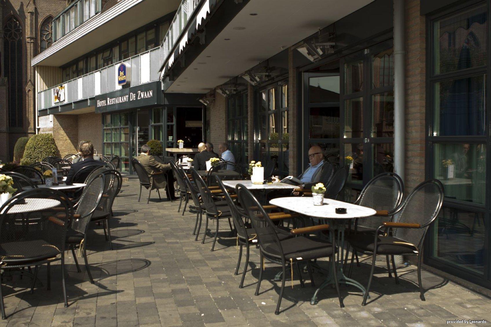 Hotel Restaurant De Zwaan Raalte Exterior photo